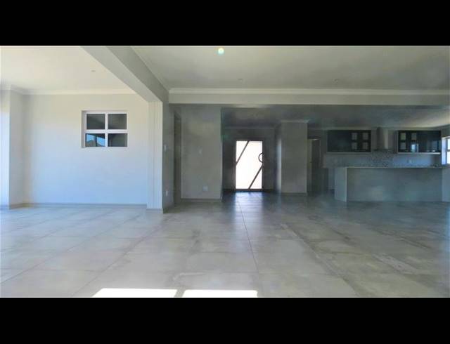 4 BEDROOM HOUSE FOR SALE IN MYBURGH PARK